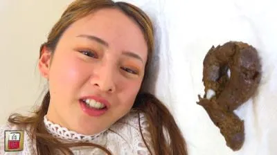 Elisa Kubo (FullHD 1080p) Elisa Kubo’s poop at home [mp4 / 804 MB /  2024]