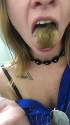 Lil Butt Lex (SD) Licking My Butt Plug Clean 5 [mp4 / 972 KiB /  2025]
