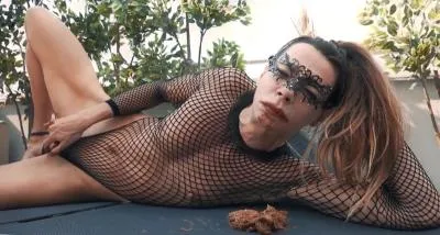 Preview of Azzurra, Jessica, QueenSnake (QS), Nazryana (FullHD 1080p) ArtOfScat - BLONDIE'S BALCONY BUFFET [MPEG-4 Visual / 1.4 GB /  2025]