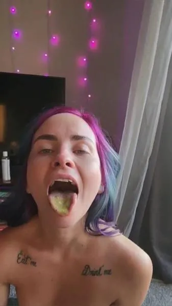 LilButtLex (UltraHD 2K) Tug-of-War(Dirty) [mp4 / 288 MB /  2025]