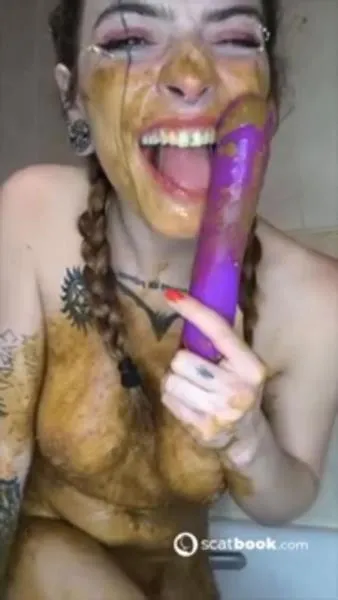 Malafalda (SD) Smearing [mp4 / 23.3 MB /  2025]