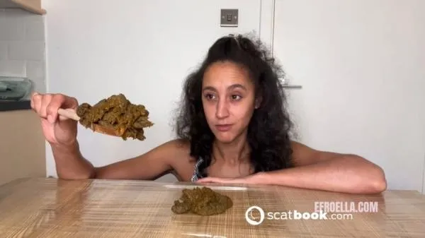 Ella Dearest aka Efro Ella (FullHD 1080p) A Huge Spoon Full [mp4 / 175 MB /  2025]