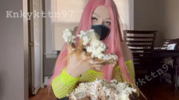 KnkyKttn97 (HD 720p) Best Diner Ever [mp4 / 716 MB /  2025]