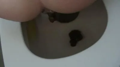MariaDevot (FullHD 1080p) KV As Desired On The Toilet [mp4 / 58.9 MB /  2025]