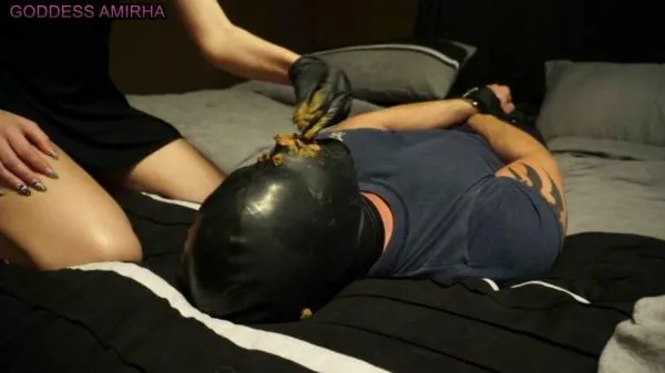 Goddess Amirha (FullHD 1080p) Constipate D-Farting [mp4 / 346 MB /  2025]