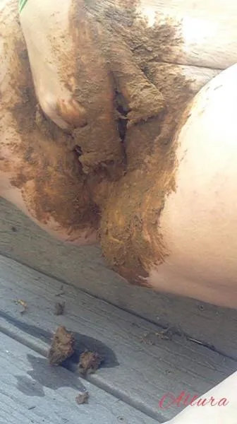 Allura (SD) Dirty Pussy Stuffing [mp4 / 869 MB /  2026]