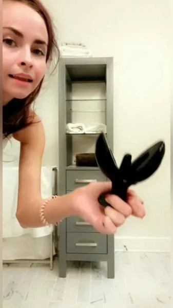 Nashville Visit Part 1 [mp4 / 277 MB /  2026] Defecation, Amateur (UltraHD 2K)