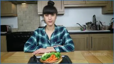 Ella Dearest (HD 720p) Sunday Dinner [mp4 / 59.62 MB /  2026]