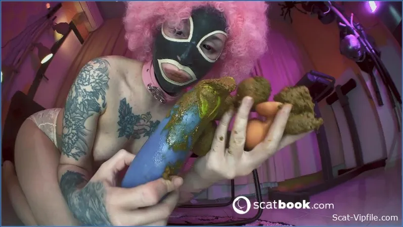 Femdom Sweet Betty Parlour in Yammy Poo Chain Reaction Scat, Fisting