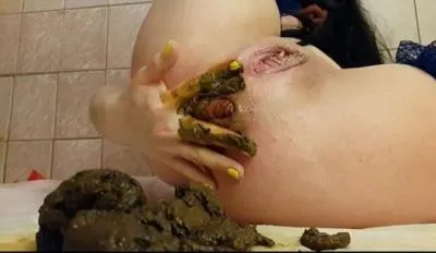 A little fingering…and a lot of shit and smear [mp4 / 1.51 GB /  2026] Scat, Solo, Big Pile (FullHD 1080p)