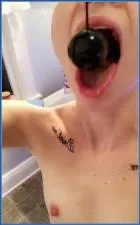 LilbuttLex Licks Her Anal Beads Clean in a Kaviar-Filled Scat Porn romp