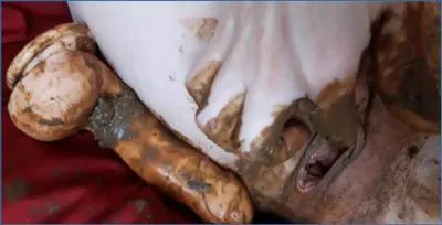 Scatlina Smelly Masturbation with Shit Eating and Dildo