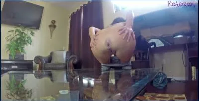 Alexa Hard Poop and Tons of Farts in Scat Clip