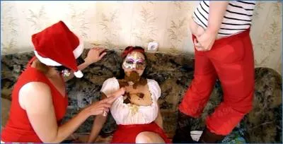ModelNatalya94 Enema Frenzy: Lesbian Orgy Smearing and Facesitting