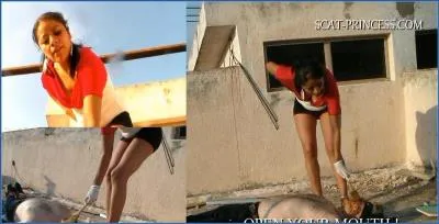Mexican Sadomasochism Scat: Denise's Wild Peeing and Nasty Talk