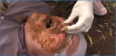 Milana Smelly's Extreme Puke and Piss Drinking Bout - Bizzare