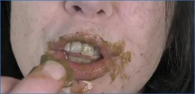 Dirtygardengirl Takes Commands in a Wild Femdom Scat and Vomit Set