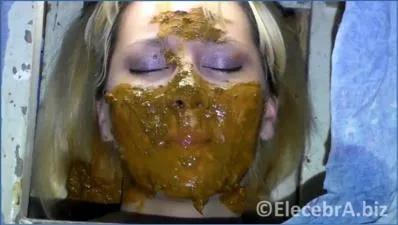 Elecebra Dominates with Scat and Diarrhea in Mucky Toilet Setup