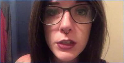 Missellie Pukes, Drains Piss, Smears and Masters Her Own Mess - Shit