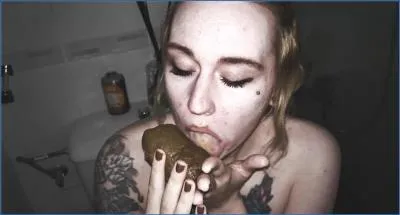 Sweet Betty Parlour Defecates Russian Shitting Kaviar on Camera