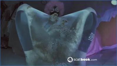 Scat Porn: Sweet Betty Parlour Delivers Hardcore Fisting and Shitting in Nylon Scat Ghost