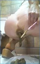 Zarzar01's Sexy Toothbrush Play and Massive Poo Solo Scat
