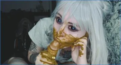 SweetBettyParlour Hardcore Scat and Piss Solo Pooping Action