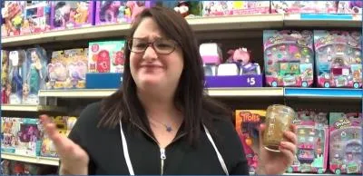 Samantha Starfish in Filthy Femdom Shit at a Public Store