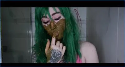 SweetBettyParlour in Solo Poop Action and Filthy Shitting