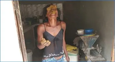 Pinky Prada Pushes Limits with Jeans Pooping and Shit Eating show