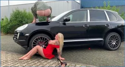 Devil Sophie in Extreme Scat and Pissing Fetish from MyDirtyHobby