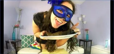 Eating a Long Shit Log with Love Rachelle in Hardcore Femdom Shitting