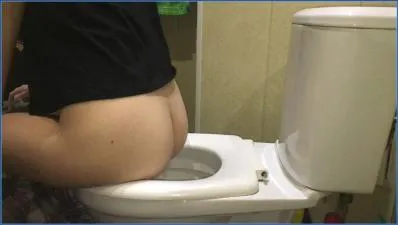 Alice Top aka Markovna Delivers Hardcore Kaviar Action in Pile of Poops Copro Video